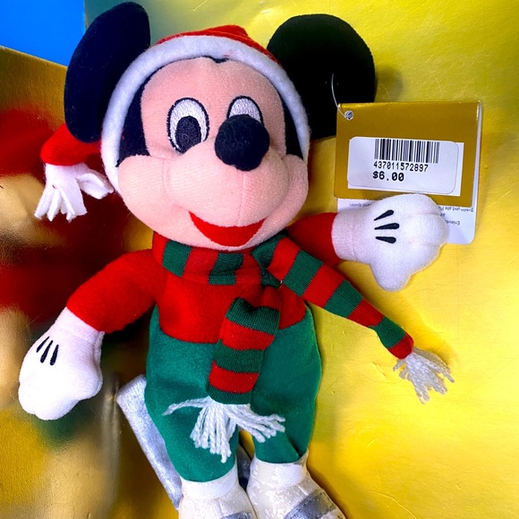 DISNEY STORE EXCLUSIVE 1990’s CHRISTMAS HOLIDAY SKI MICKEY BEAN BAG PLUSH w/TAG - Picture 3 of 13